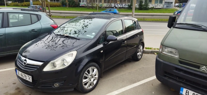 Opel Corsa, снимка 1 - Автомобили и джипове - 48142076