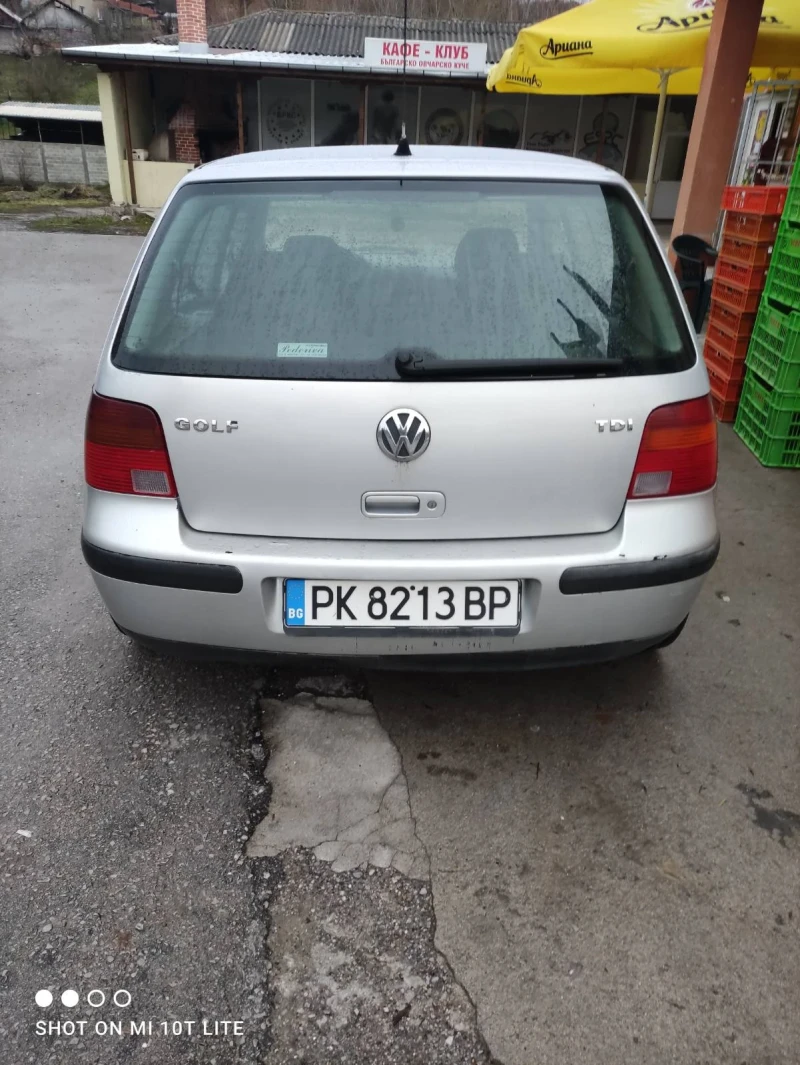 VW Golf, снимка 3 - Автомобили и джипове - 48394634