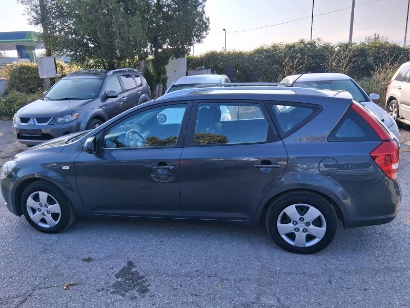 Kia Ceed 1.6 като нова , снимка 7 - Автомобили и джипове - 52659205