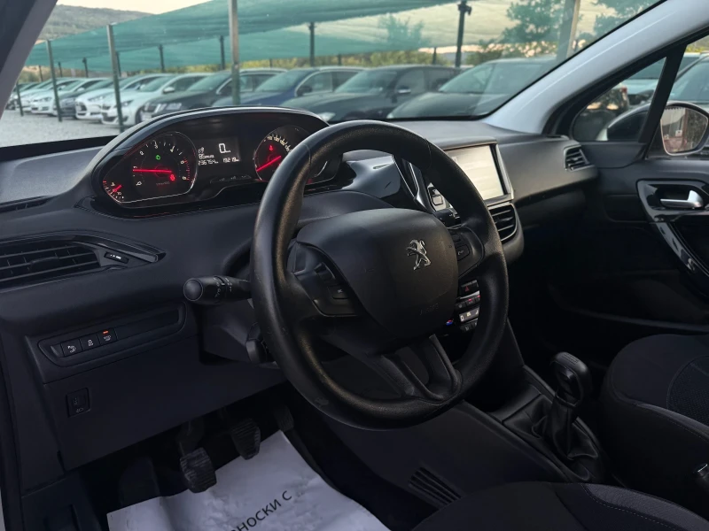 Peugeot 208 1.6 eHDi, снимка 11 - Автомобили и джипове - 51668140
