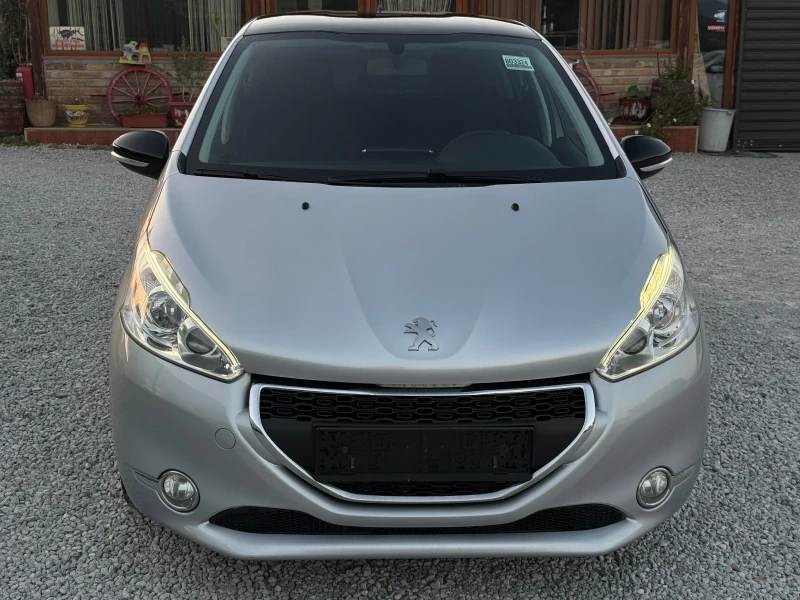 Peugeot 208 1.6 eHDi, снимка 9 - Автомобили и джипове - 51668140