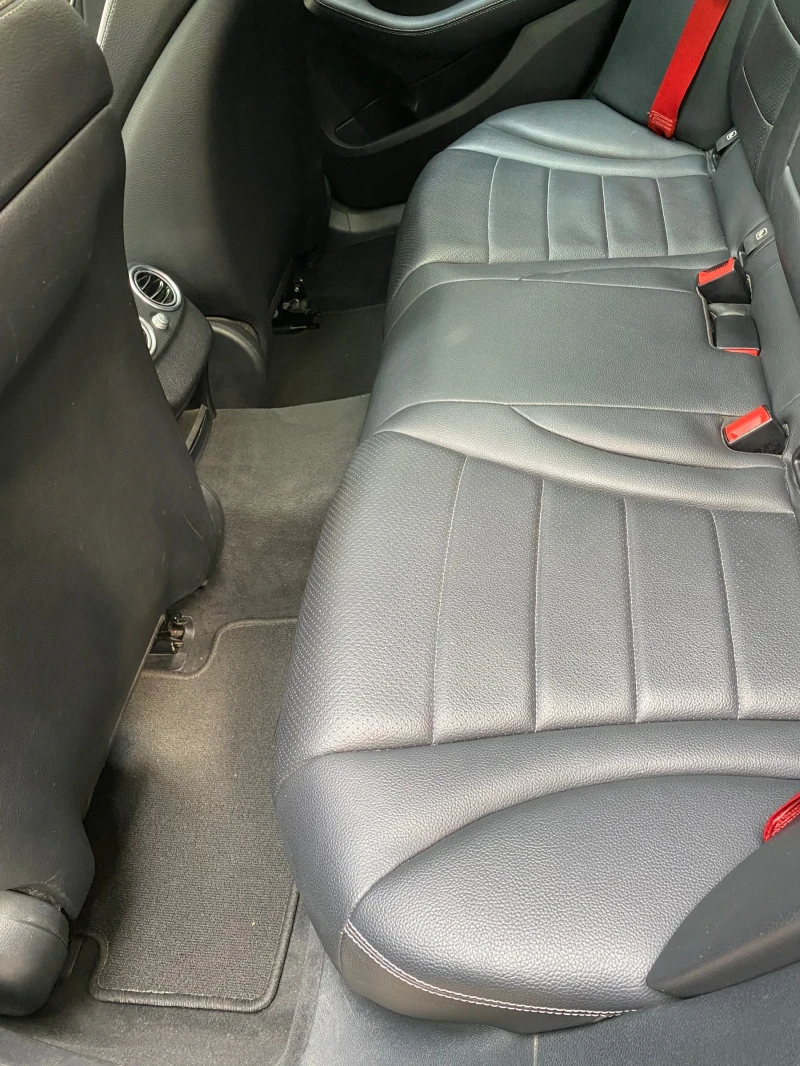 Mercedes-Benz C 250 FULL AMG, снимка 17 - Автомобили и джипове - 51896513