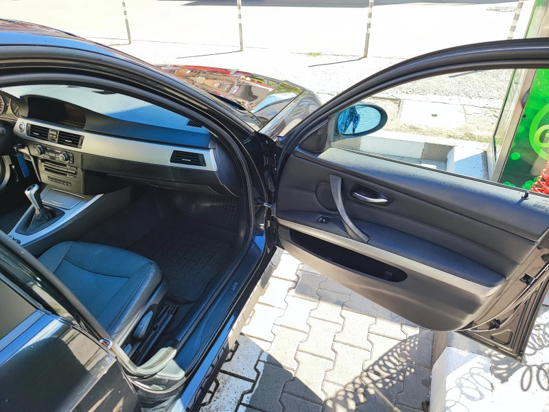 BMW 320, снимка 12 - Автомобили и джипове - 52443450