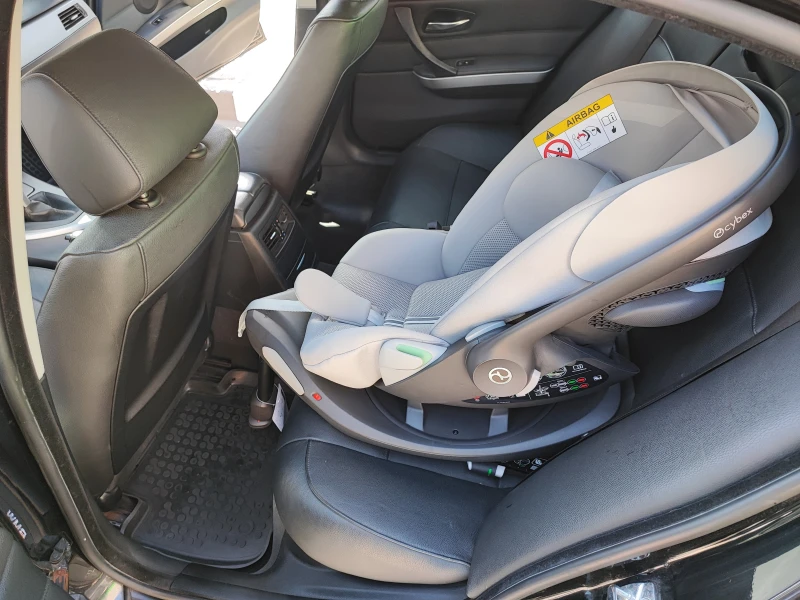 BMW 320, снимка 17 - Автомобили и джипове - 52443450