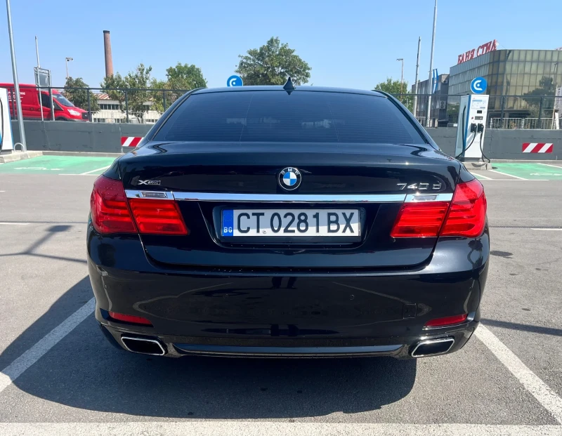 BMW 740 XDrive ПРОМО ЦЕНА ДО 15.12.2025г. , снимка 4 - Автомобили и джипове - 52544751