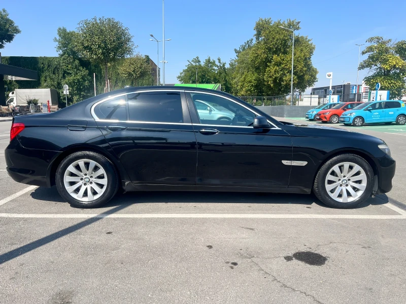 BMW 740 XDrive ПРОМО ЦЕНА ДО 15.12.2025г. , снимка 2 - Автомобили и джипове - 52544751