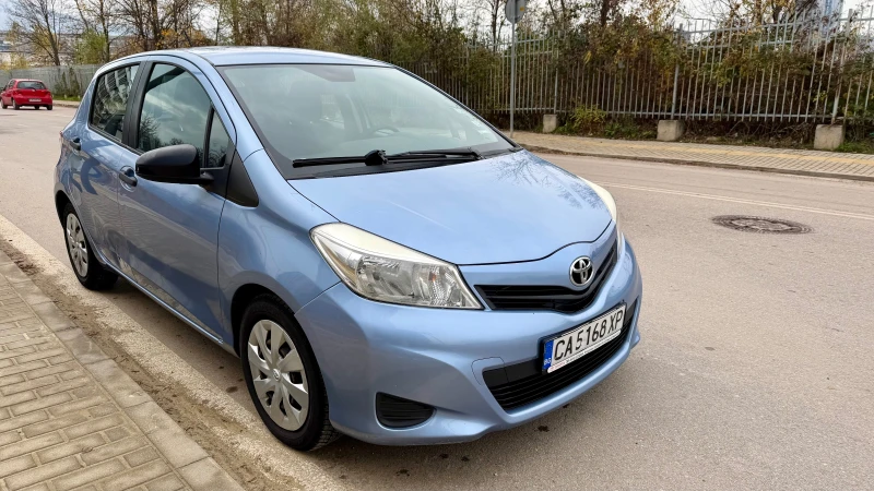 Toyota Yaris, снимка 3 - Автомобили и джипове - 52638036