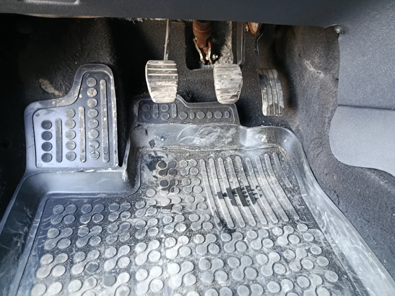 Dacia Sandero, снимка 13 - Автомобили и джипове - 52849037