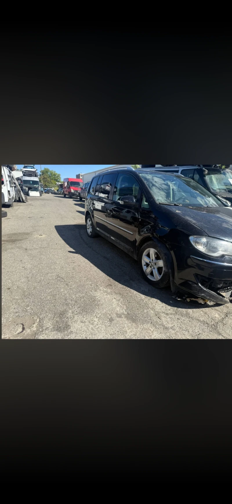 VW Touran 2.0TDI AVTOMAT, снимка 2 - Автомобили и джипове - 52956077
