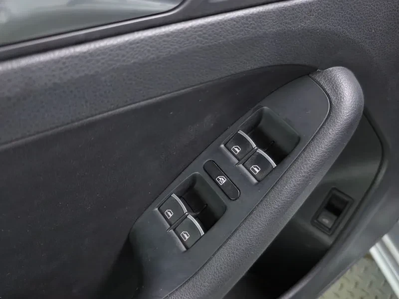VW Jetta 2.0 TDI | Mobile.bg � ����������� 17