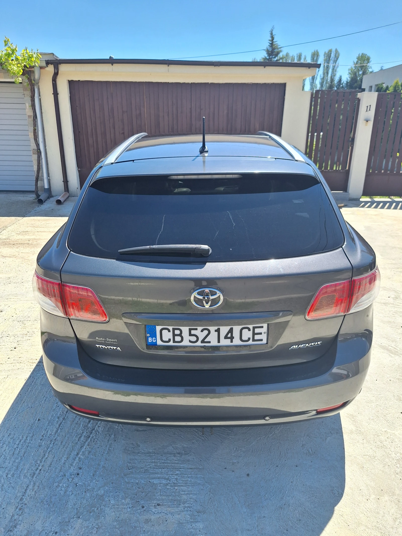 Toyota Avensis 2.0/Автомат/Камера/ - изображение 3