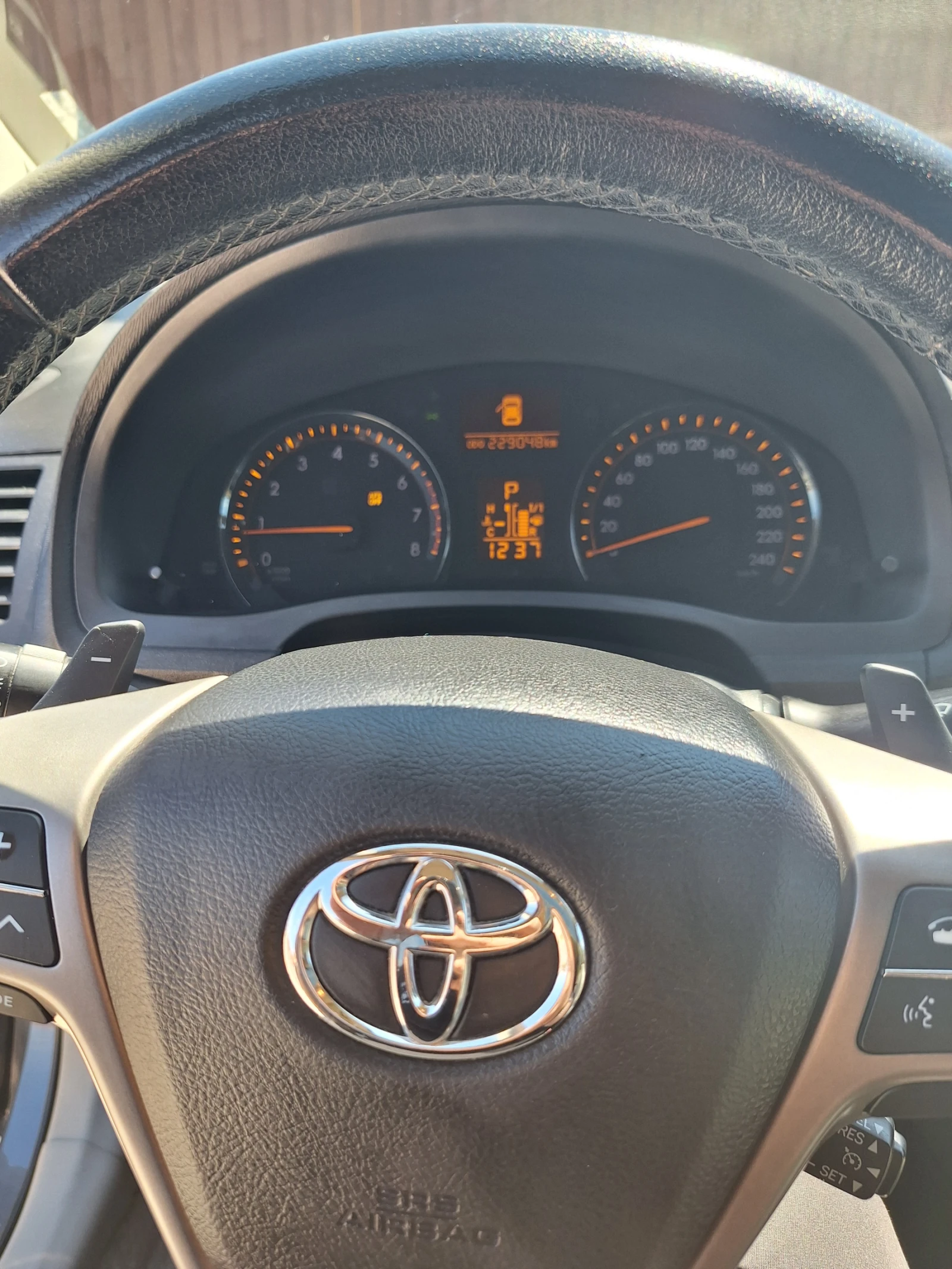 Toyota Avensis 2.0/Автомат/Камера/ - изображение 7
