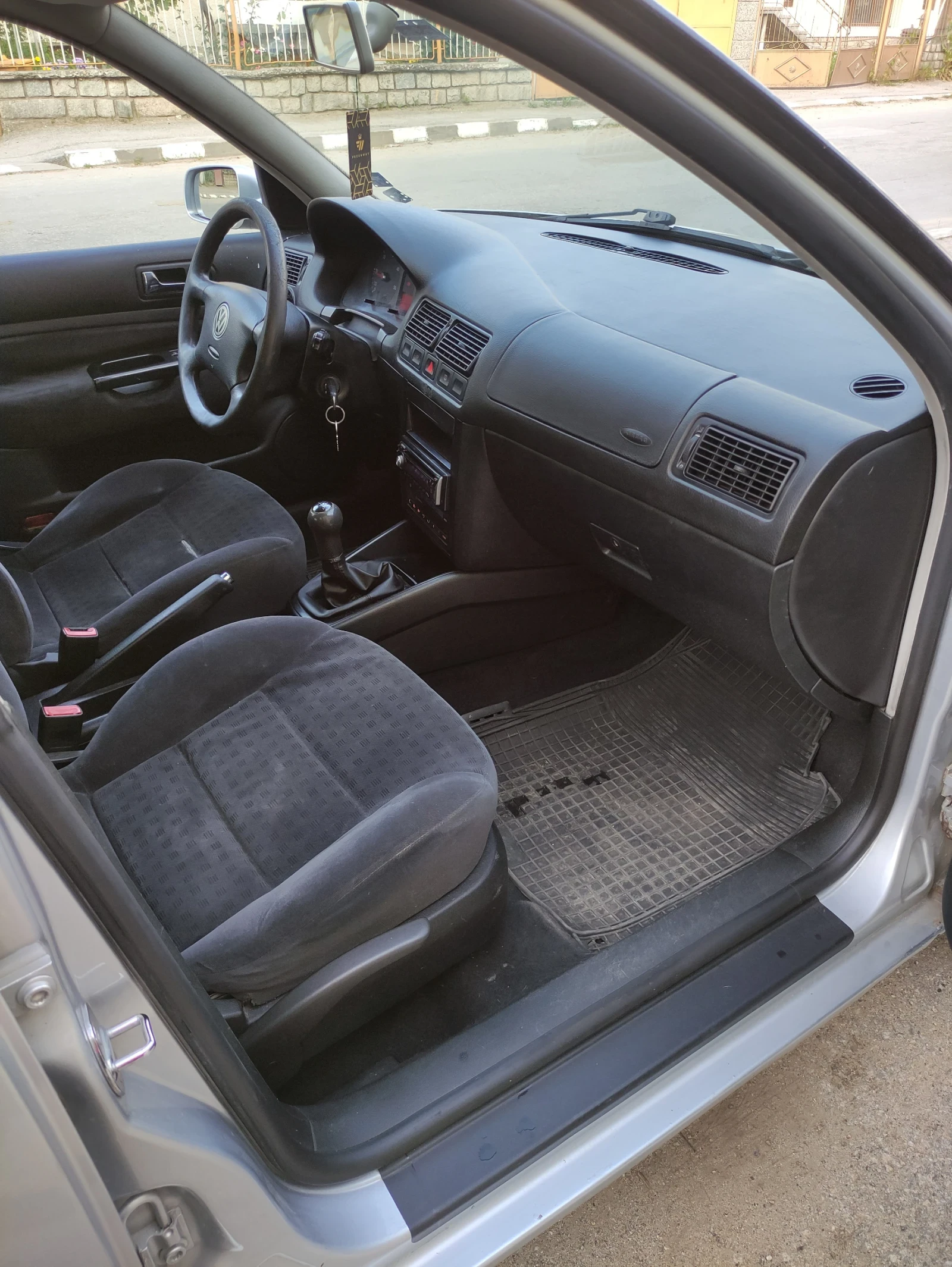 VW Golf 1.9 101HP - изображение 6