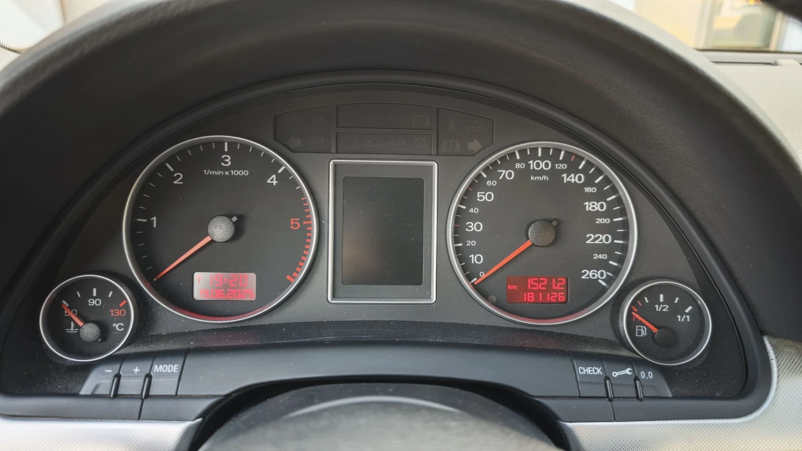 Audi A4 2.0 TDI 140kc. | Mobile.bg   15