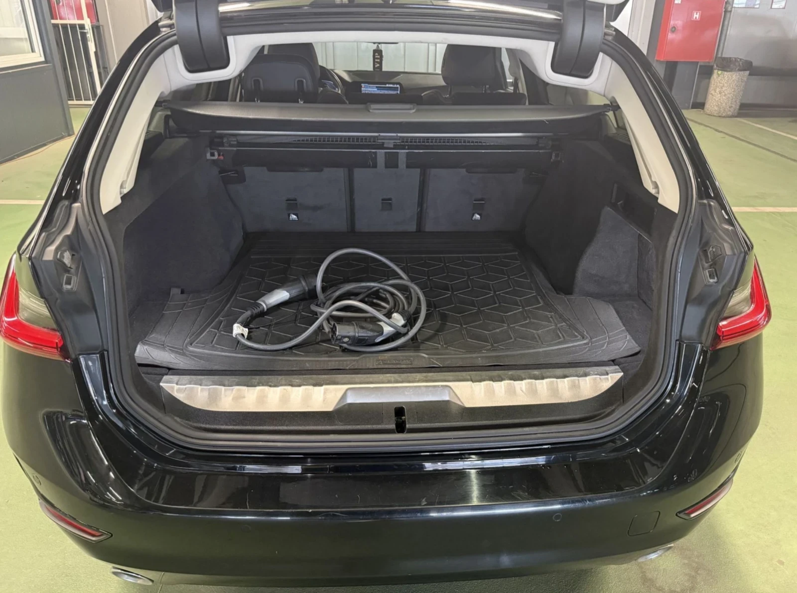BMW 320 E Touring 150kw.Hybrid.Navi.Xenon.Кamera - изображение 7