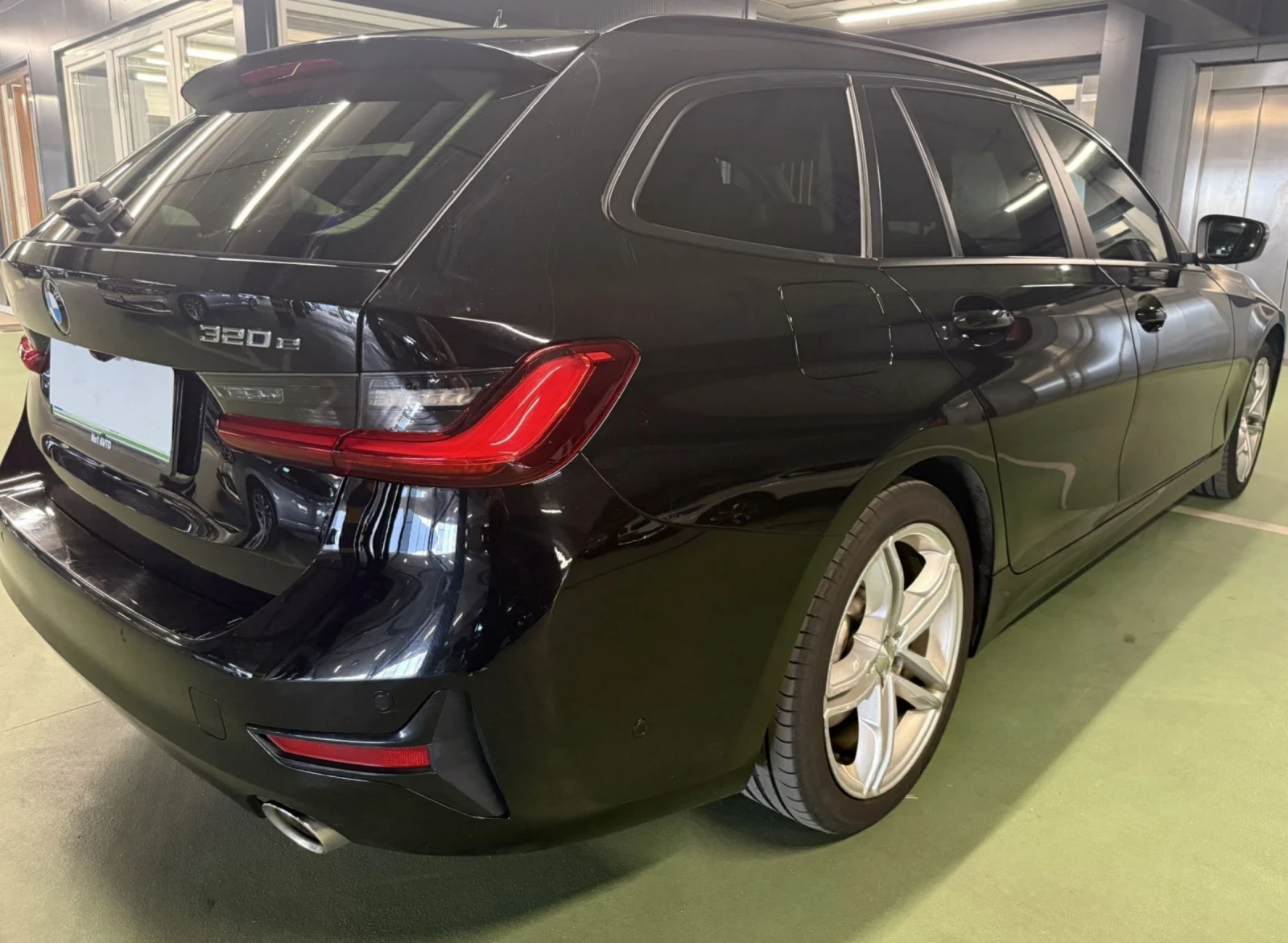 BMW 320 E Touring 150kw.Hybrid.Navi.Xenon.Кamera - изображение 4