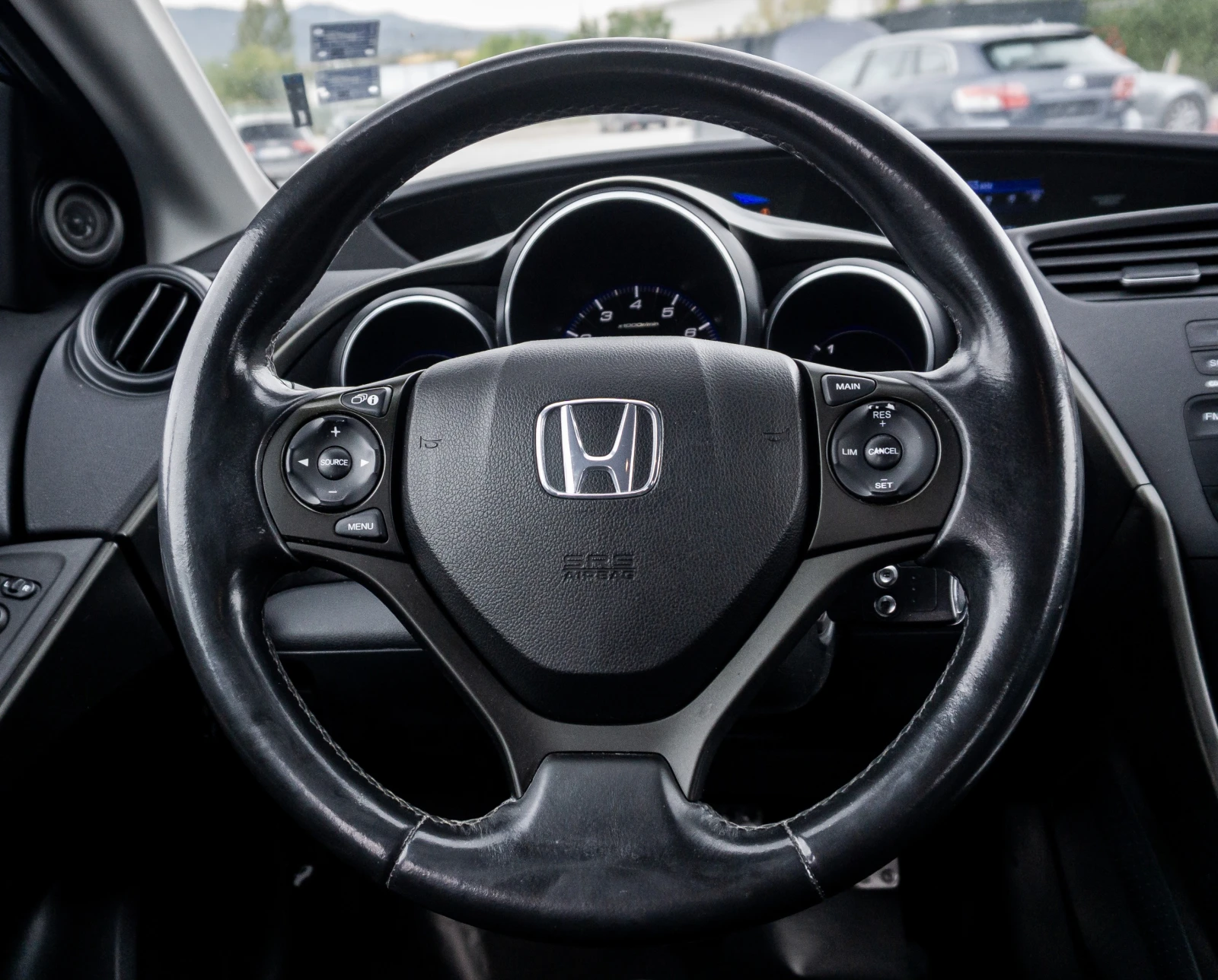 Honda Civic 1.8 i-VTEC Автоматик | С ГАРАНЦИЯ!!! - изображение 9