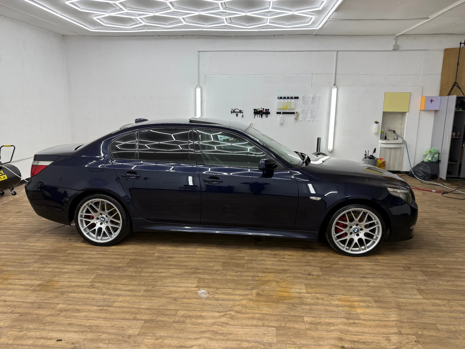 BMW 530 E60 - изображение 4