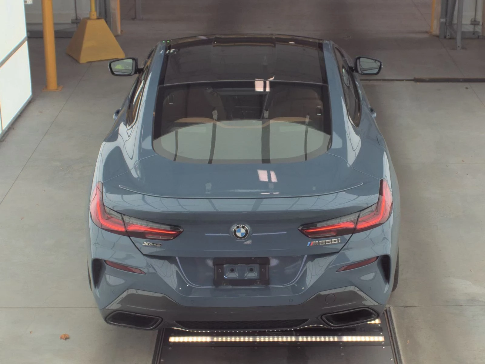 BMW 850 COUPE* XDRIVE* BOWERS&WILKINS* OBDUH* CARBON*  | Mobile.bg — изображение 6