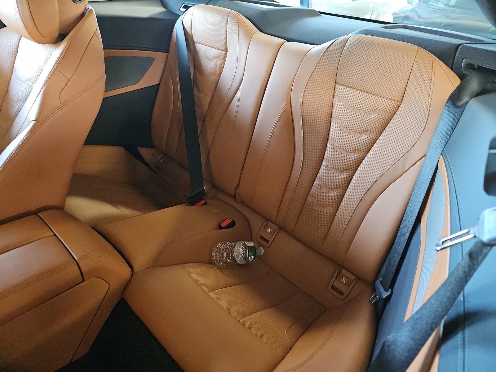 BMW 850 COUPE* XDRIVE* BOWERS&WILKINS* OBDUH* CARBON*  | Mobile.bg — изображение 15