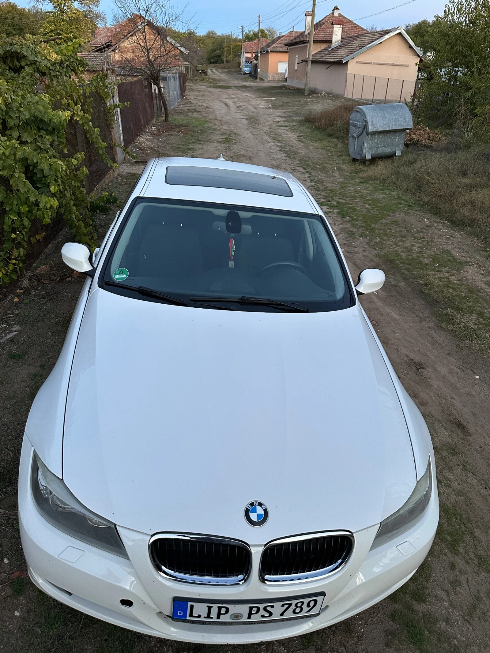 BMW 320  - изображение 2