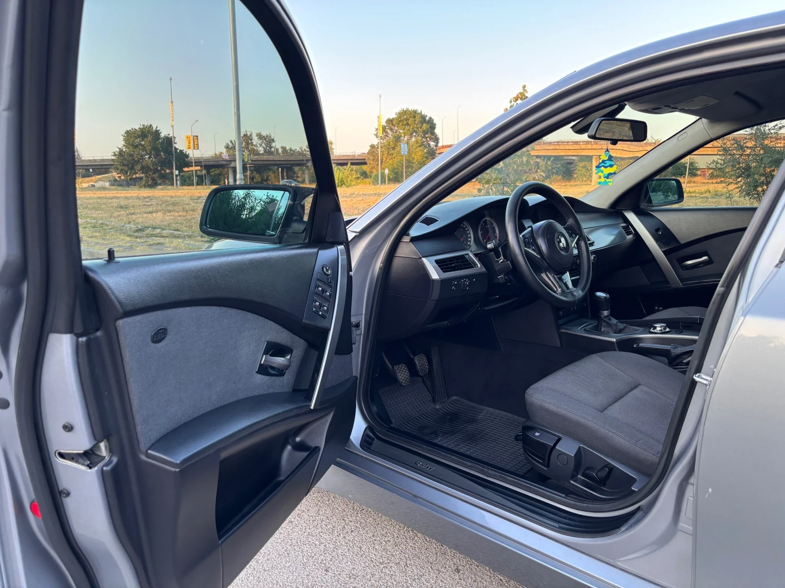 BMW 525 Е60 М57, снимка 7 - Автомобили и джипове - 52893800