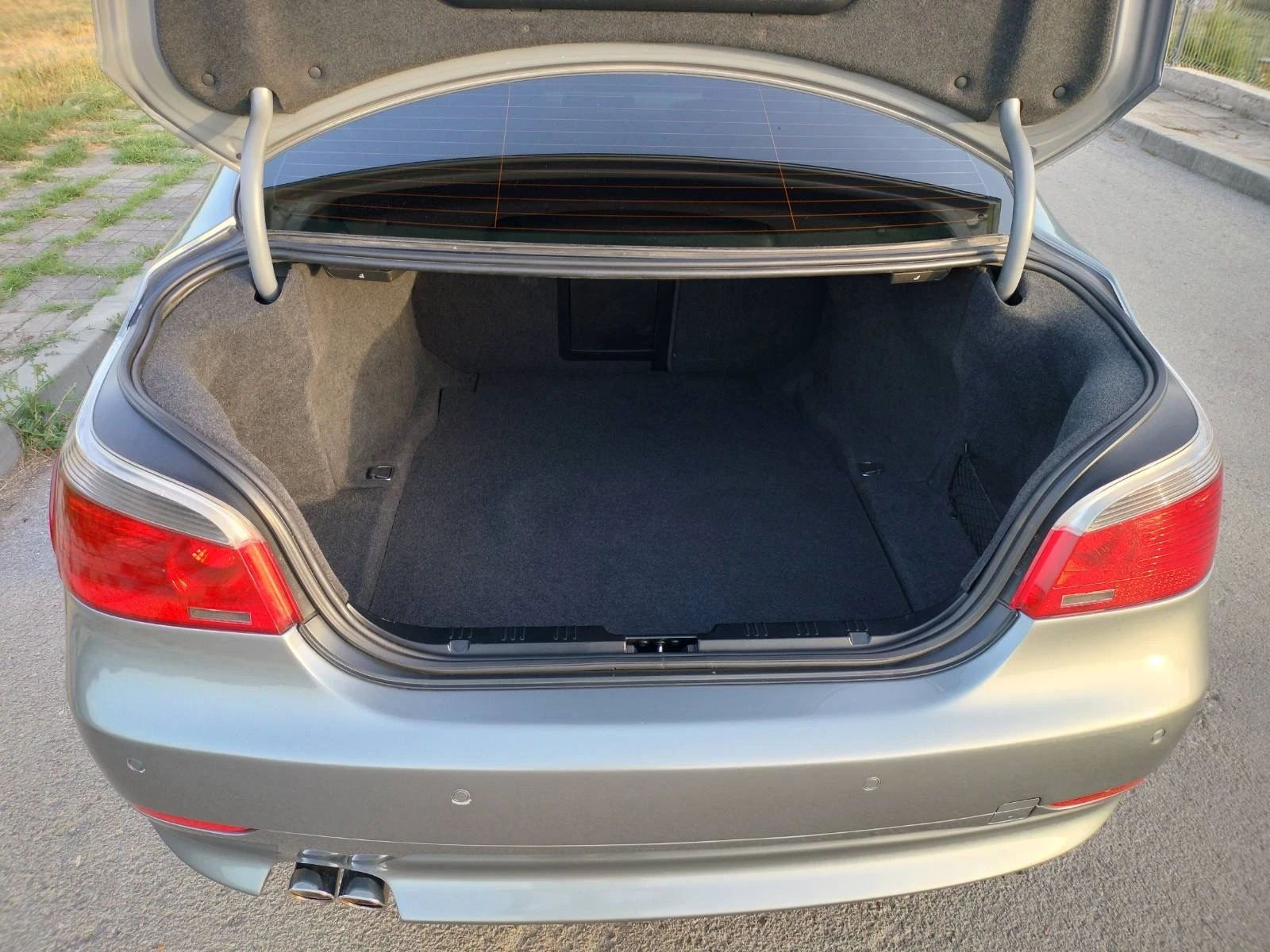 BMW 525 �60 | Mobile.bg � ����������� 12