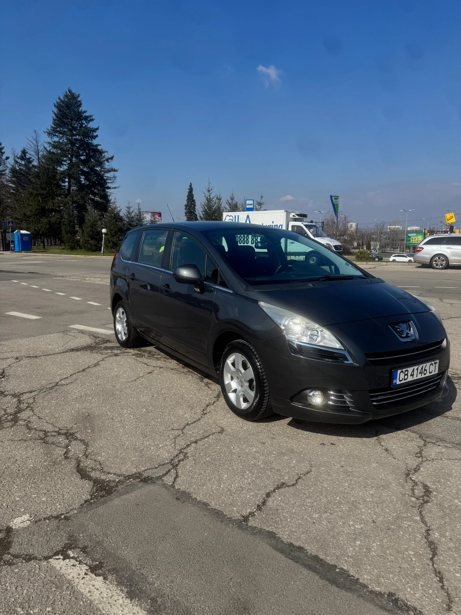 Peugeot 5008, снимка 3 - Автомобили и джипове - 53525141