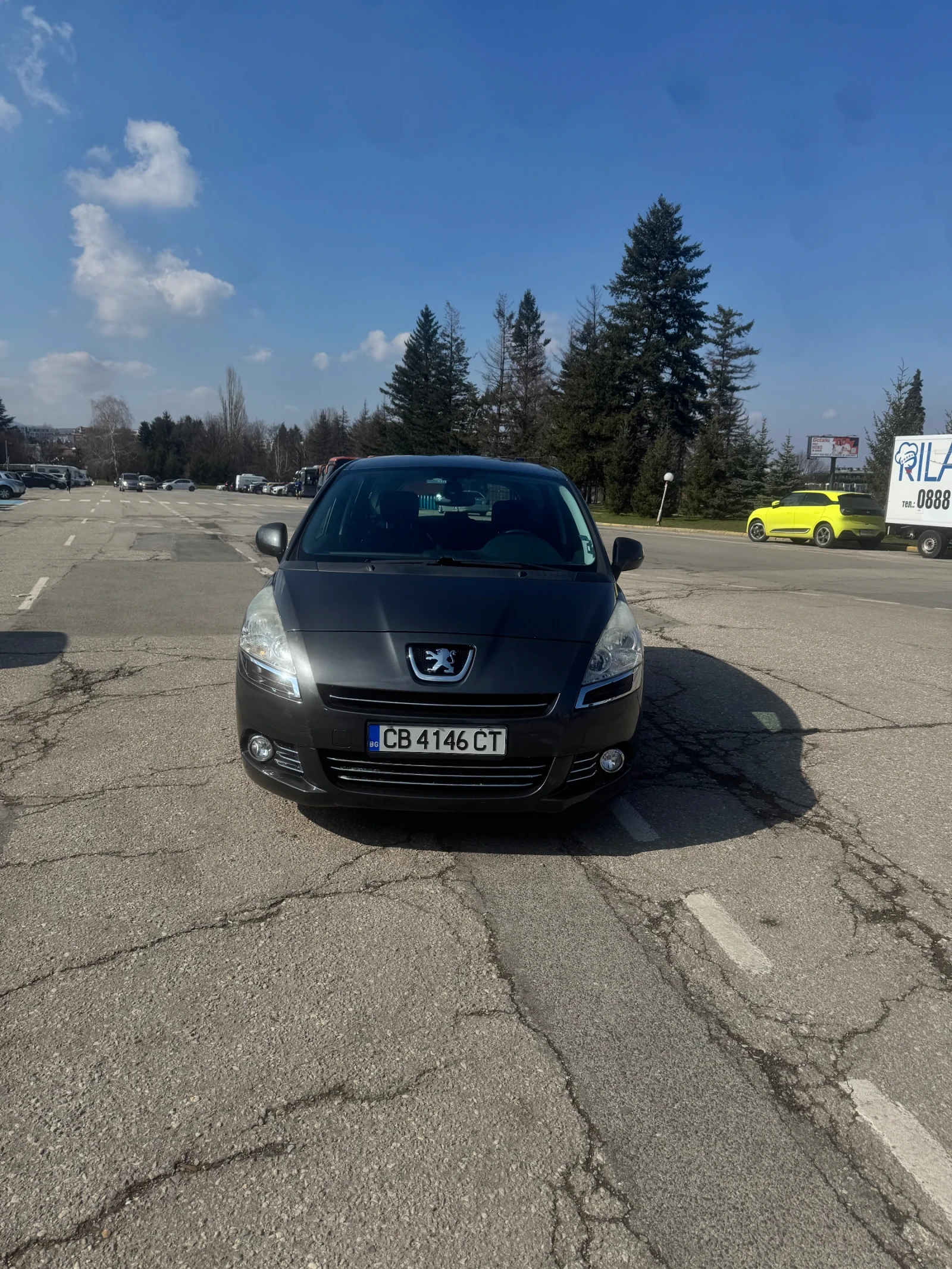 Peugeot 5008