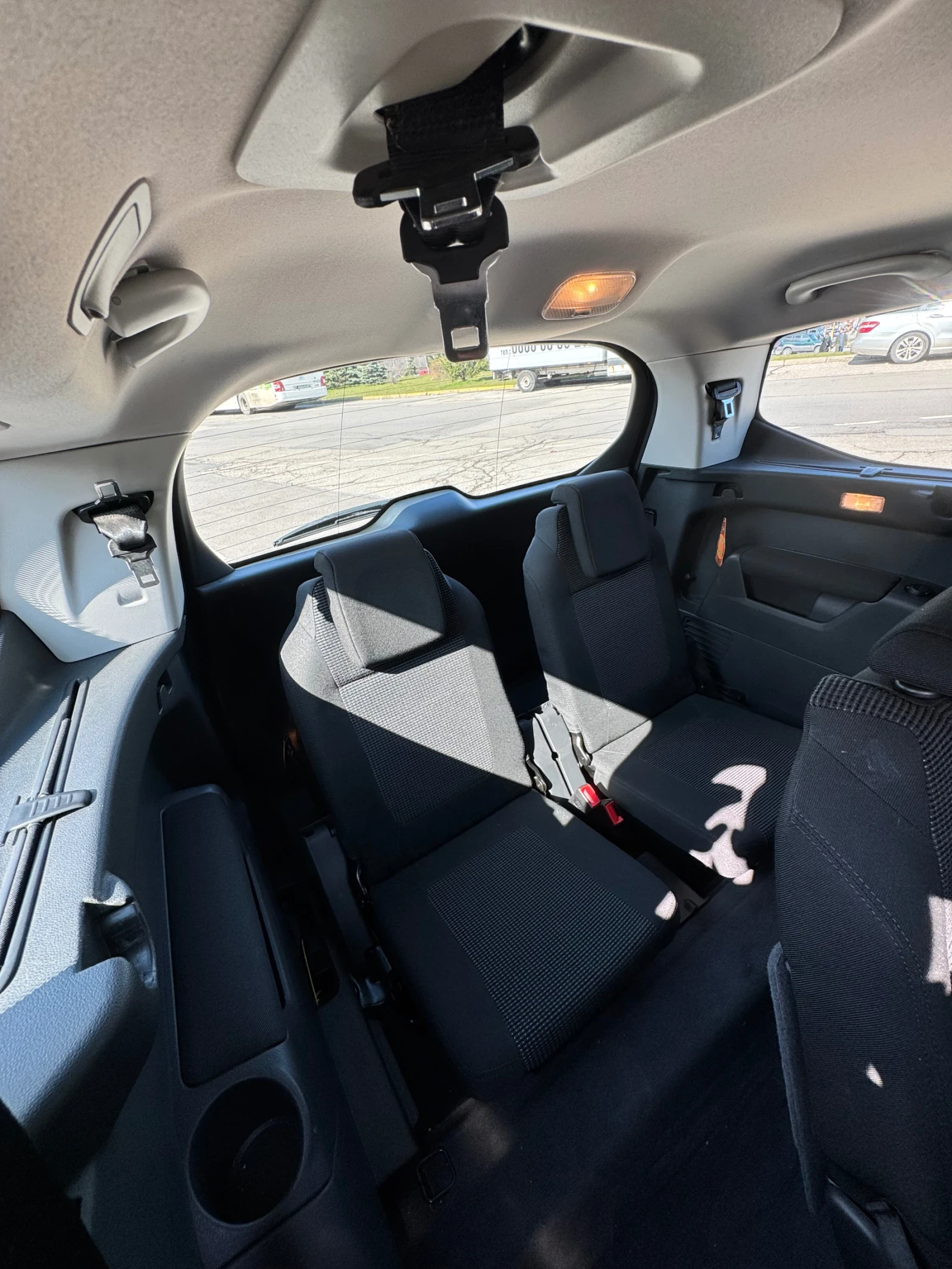 Peugeot 5008, снимка 10 - Автомобили и джипове - 53525141