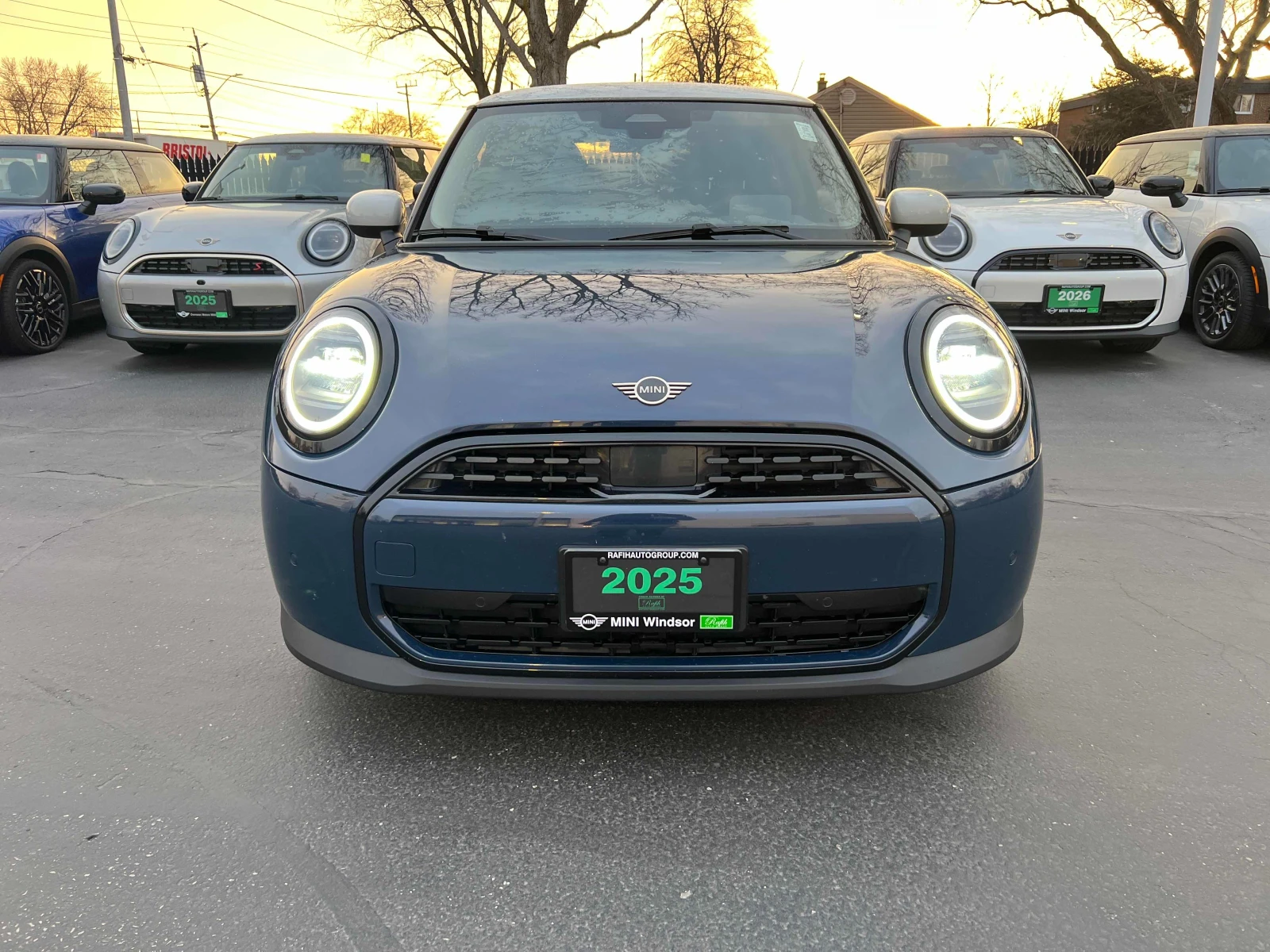 Mini Cooper 3 C * * CARFAX * * АВТО КРЕДИТ * * , снимка 2 - Автомобили и джипове - 54247522