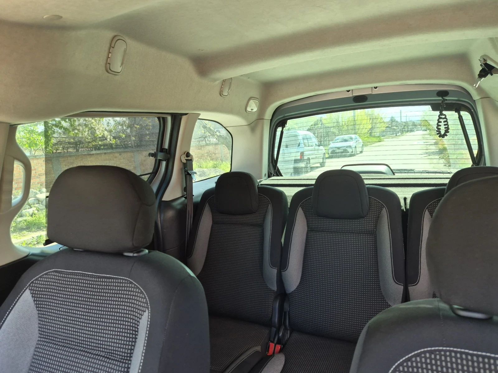 Peugeot Partner, снимка 9 - Автомобили и джипове - 54307679