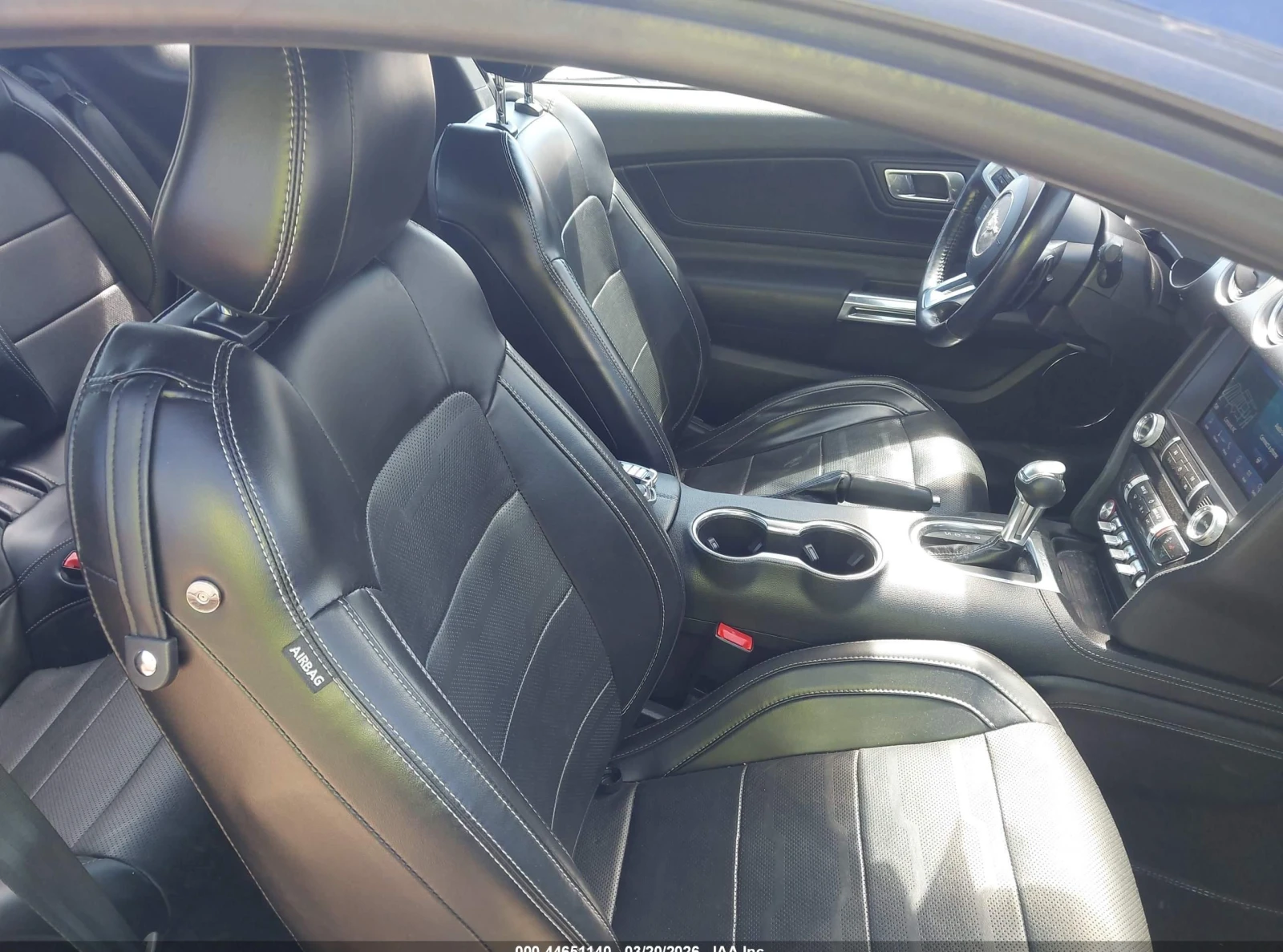 Ford Mustang, снимка 5 - Автомобили и джипове - 54308254