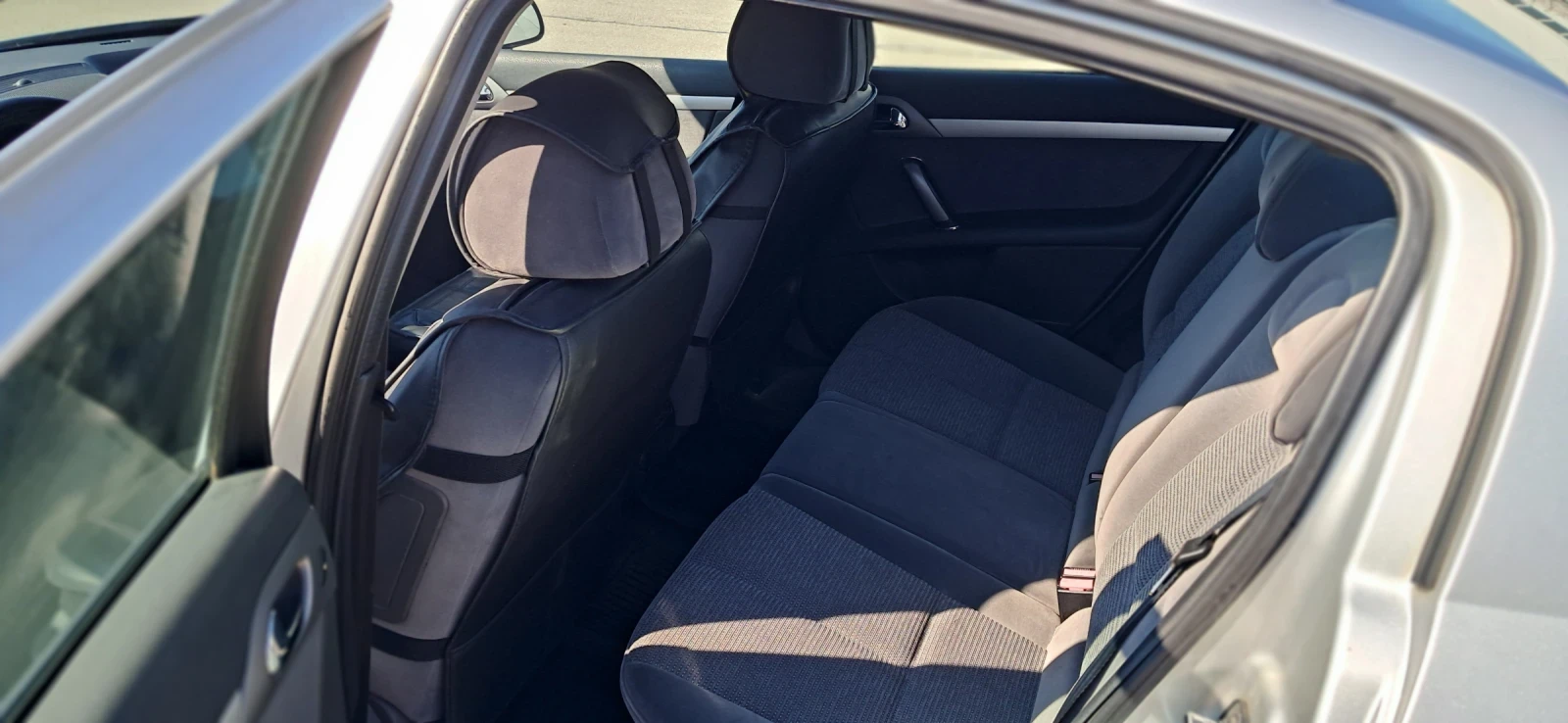 Peugeot 407 1, 6 HDI, снимка 6 - Автомобили и джипове - 55087987