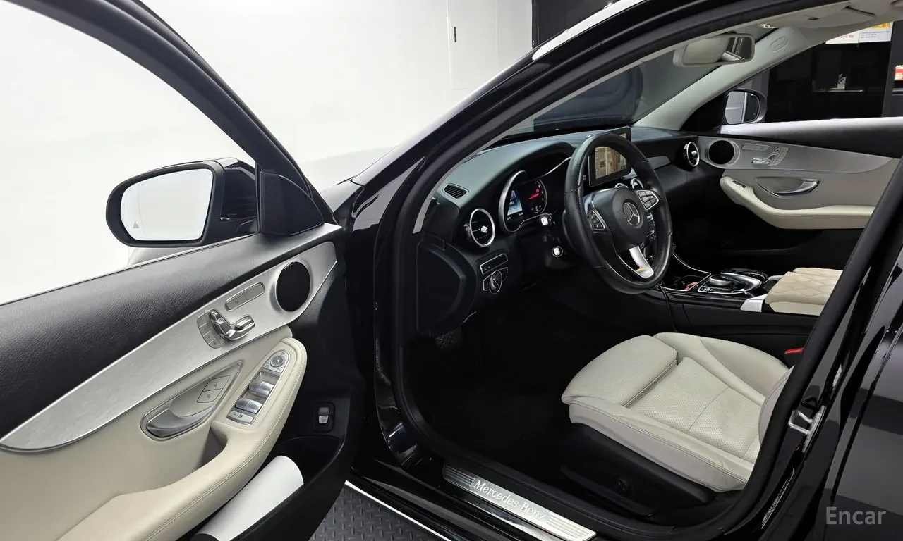 Mercedes-Benz C 220 Avantgarde| LED| LEATHER| NAVI| KAMERA| KEYLESS, снимка 10 - Автомобили и джипове - 55132451