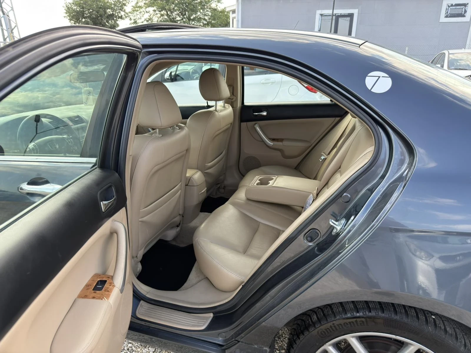 Honda Accord 2.4i Automat, снимка 14 - Автомобили и джипове - 55156799