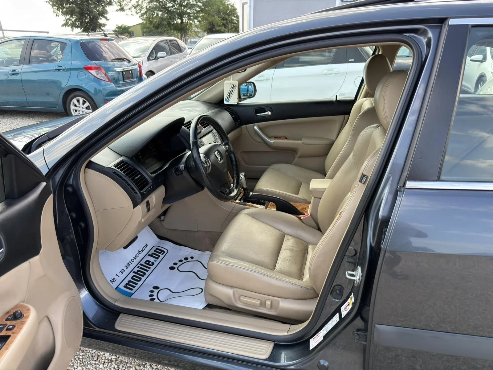 Honda Accord 2.4i Automat, снимка 9 - Автомобили и джипове - 55156799
