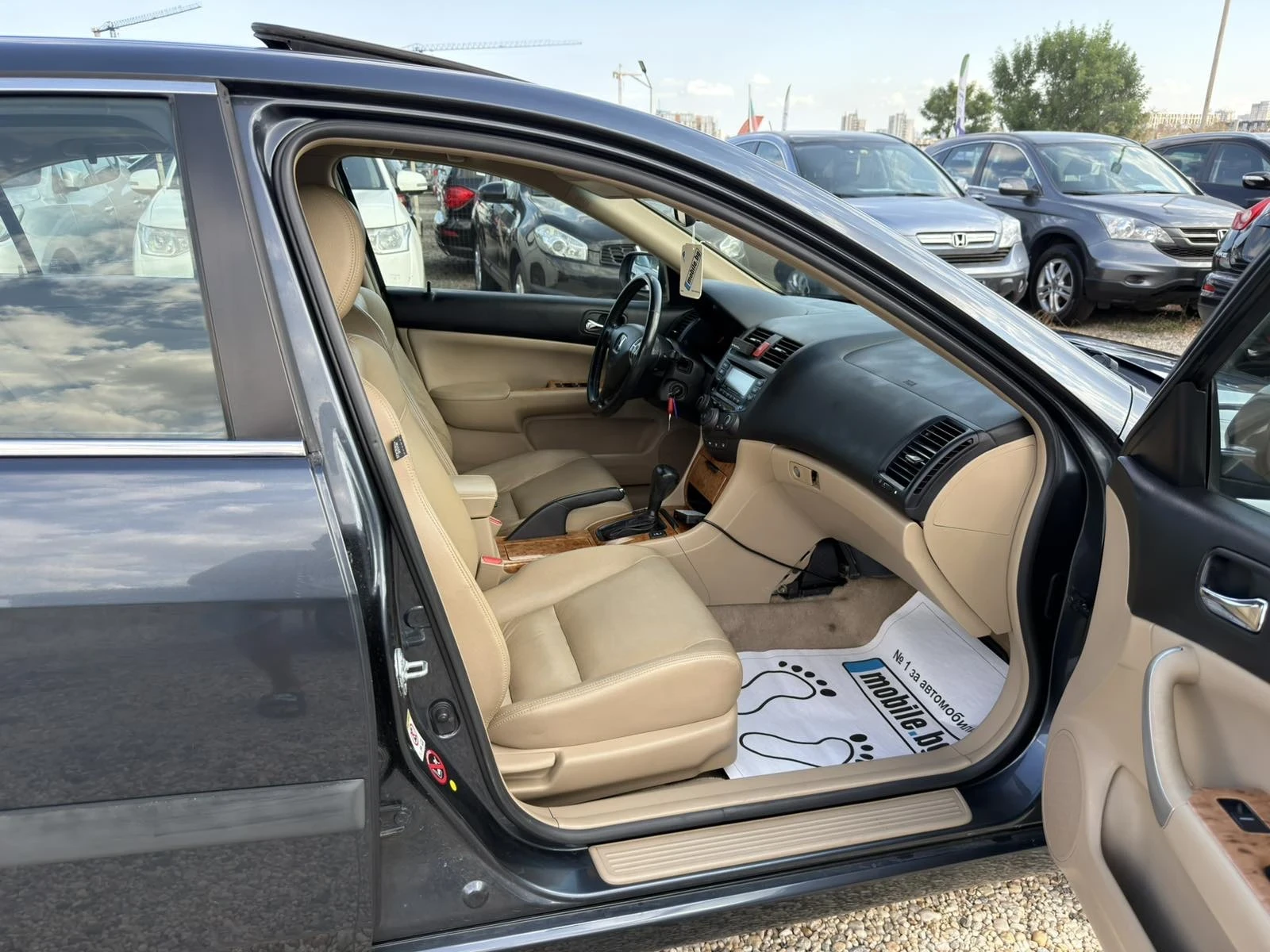 Honda Accord 2.4i Automat, снимка 13 - Автомобили и джипове - 55156799