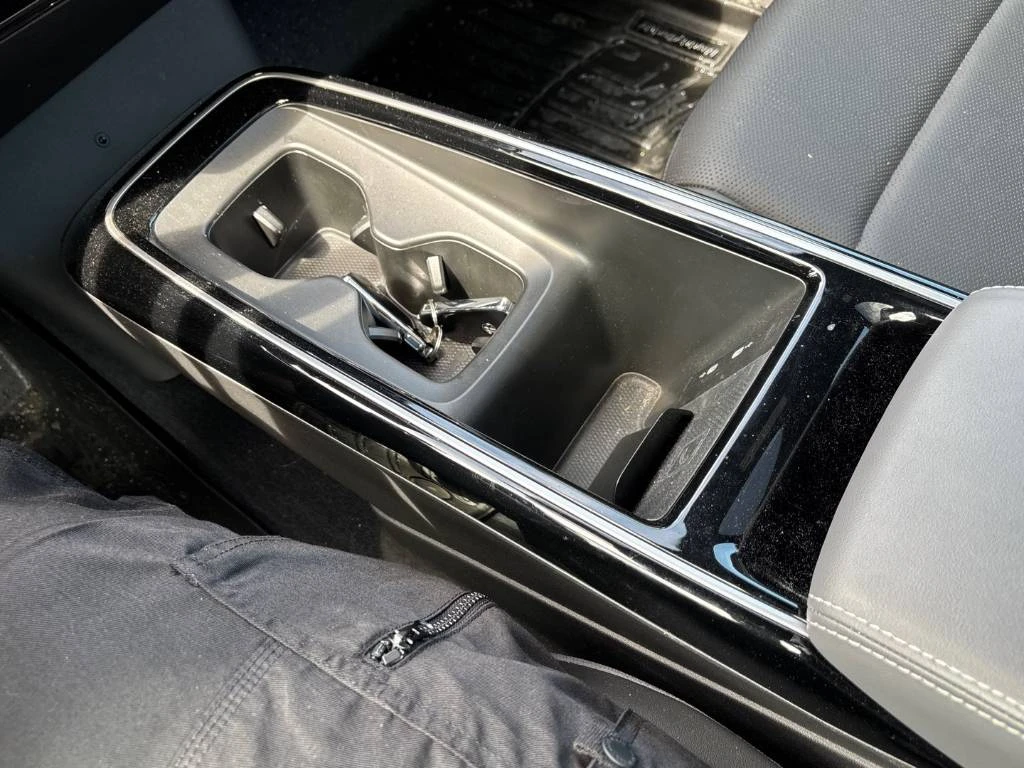 VW ID.4 Pro AWD w/SK On Battery* CARFAX* , снимка 13 - Автомобили и джипове - 55513515