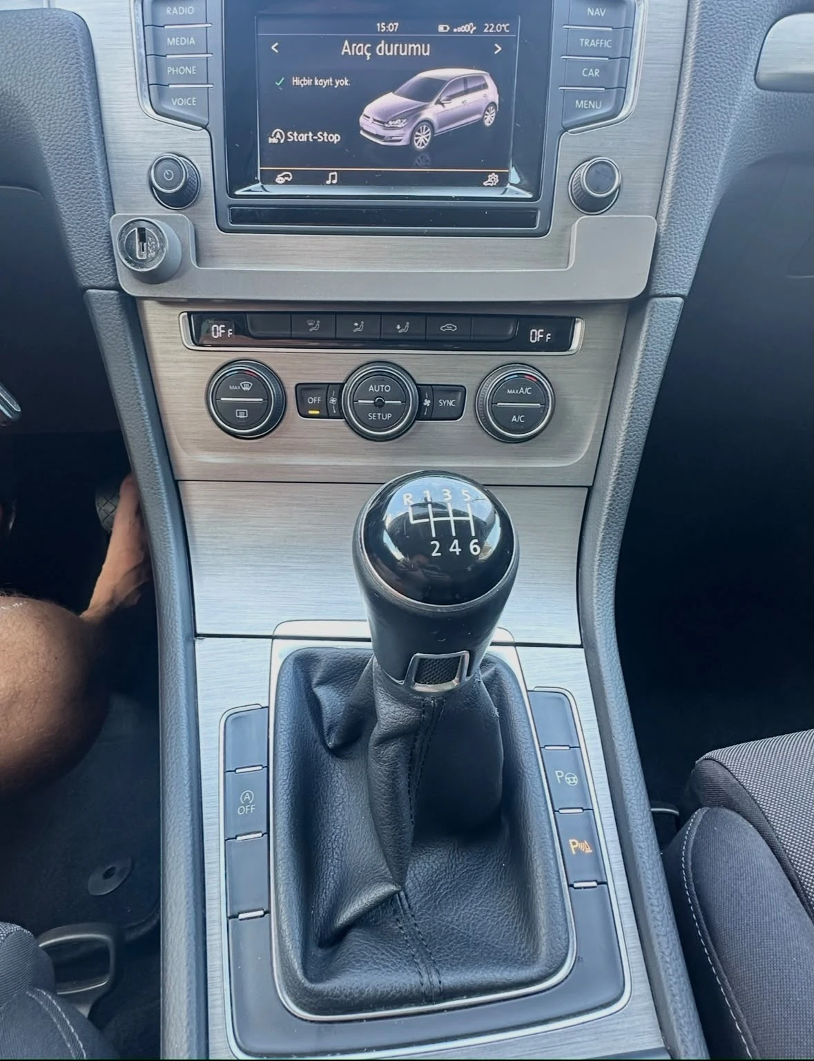 VW Golf 1.6 TDI Bluemotion, снимка 12 - Автомобили и джипове - 55541500