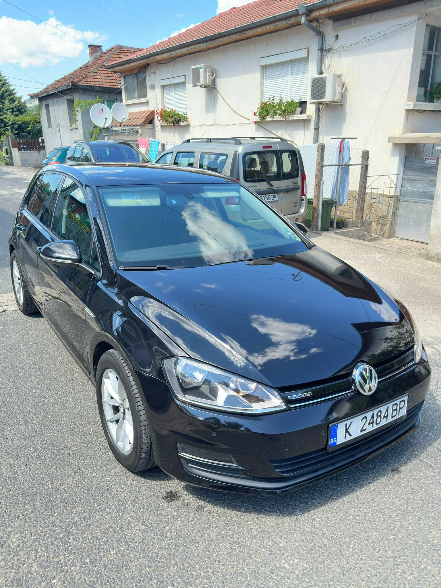 VW Golf 1.6 TDI Bluemotion, снимка 6 - Автомобили и джипове - 55541500