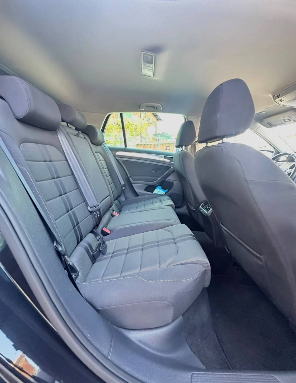 VW Golf 1.6 TDI Bluemotion, снимка 14 - Автомобили и джипове - 55541500
