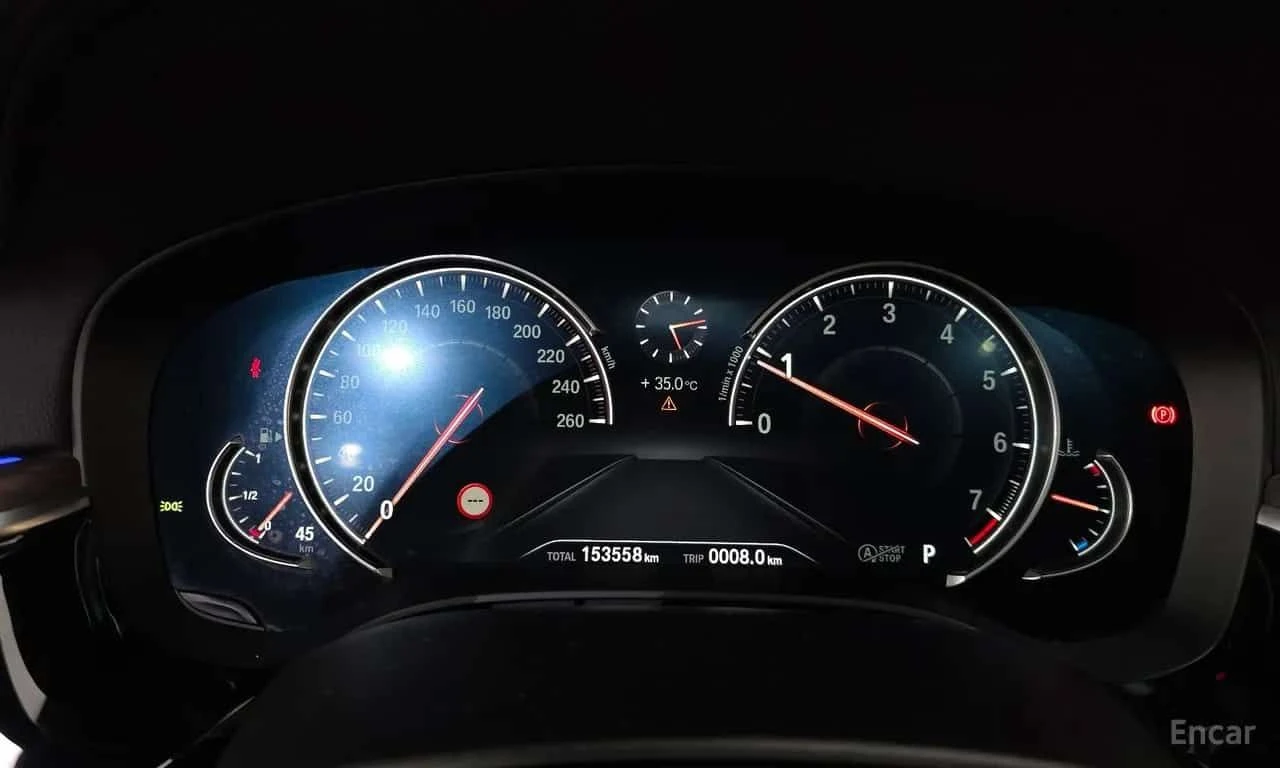 BMW 530 * 530i M Sport Package Plus * CARFAX * ЦЕНА ДО БГ, снимка 9 - Автомобили и джипове - 55558806