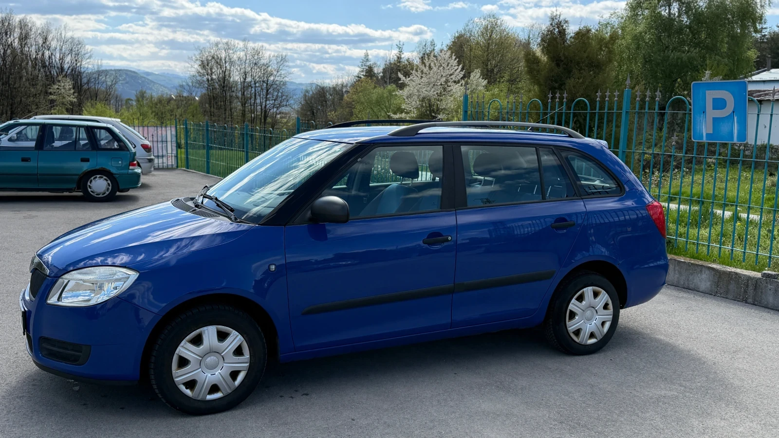Skoda Fabia, снимка 2 - Автомобили и джипове - 55644330