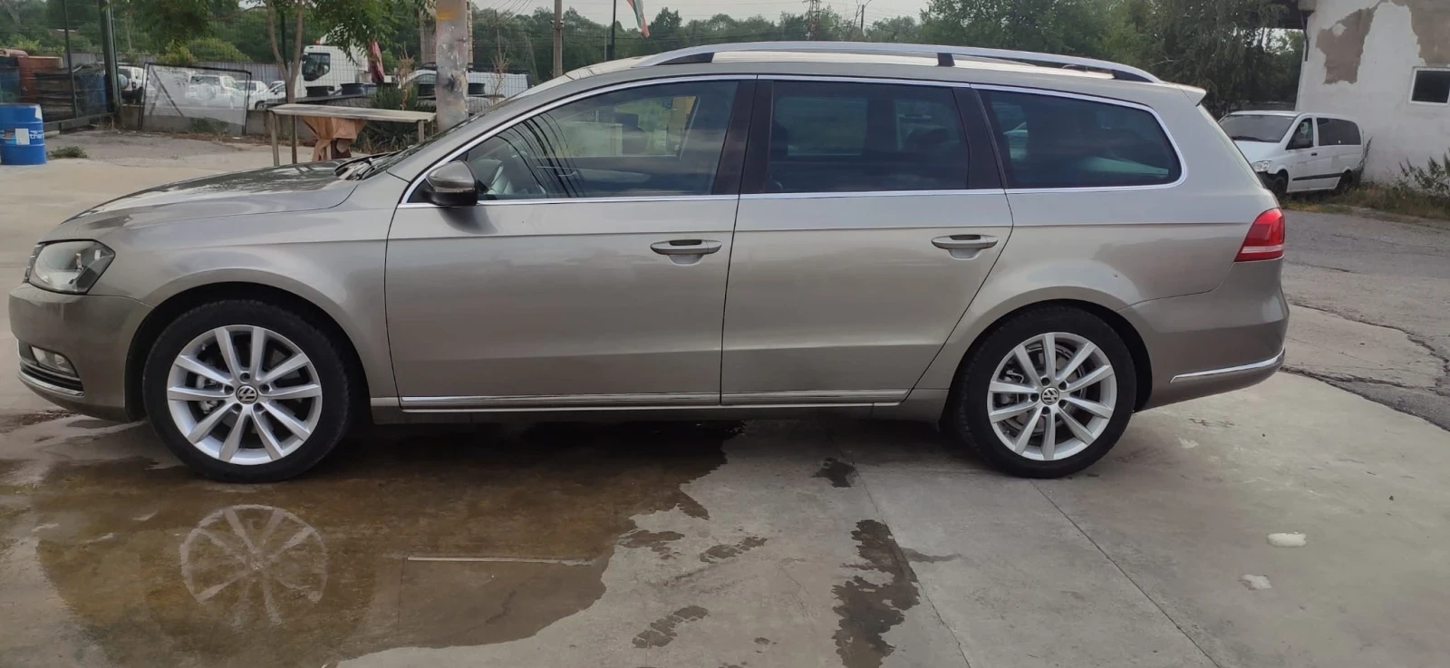 VW Passat, снимка 4 - Автомобили и джипове - 56092327