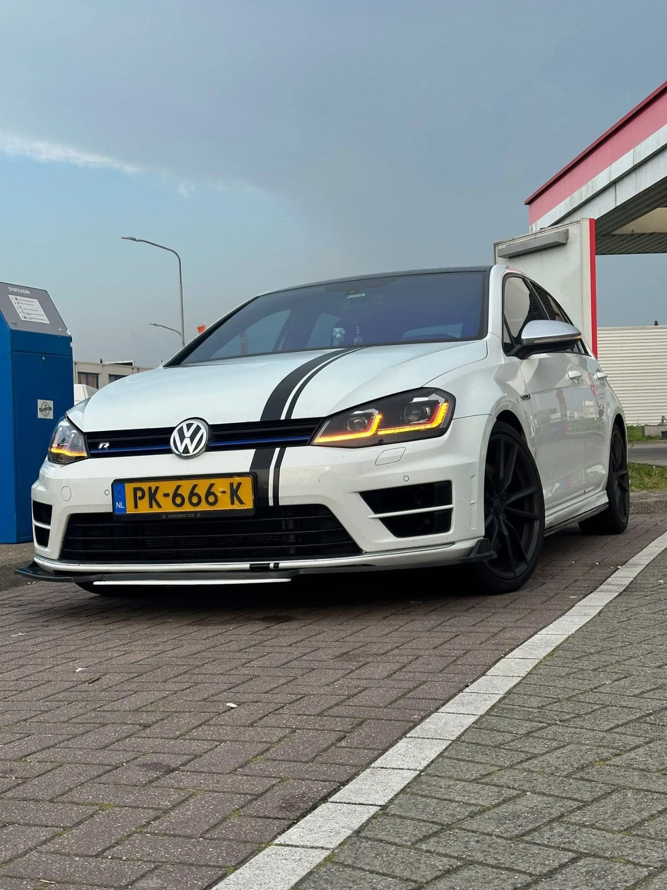 VW Golf, снимка 4 - Автомобили и джипове - 56136423