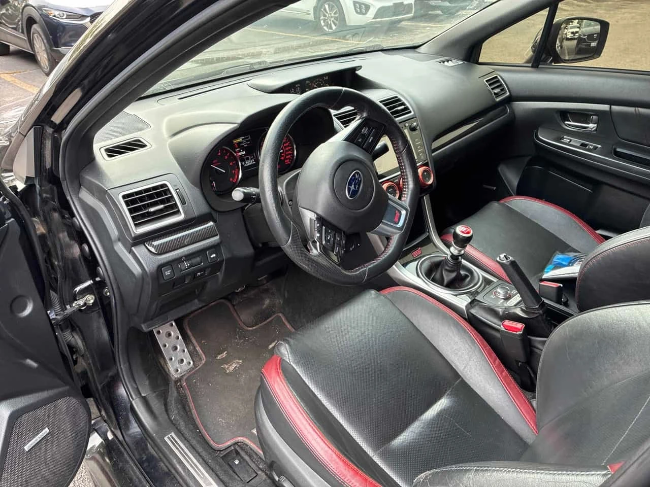 Subaru WRX STI * CARFAX * АВТОКРЕДИТ* , снимка 5 - Автомобили и джипове - 56182339
