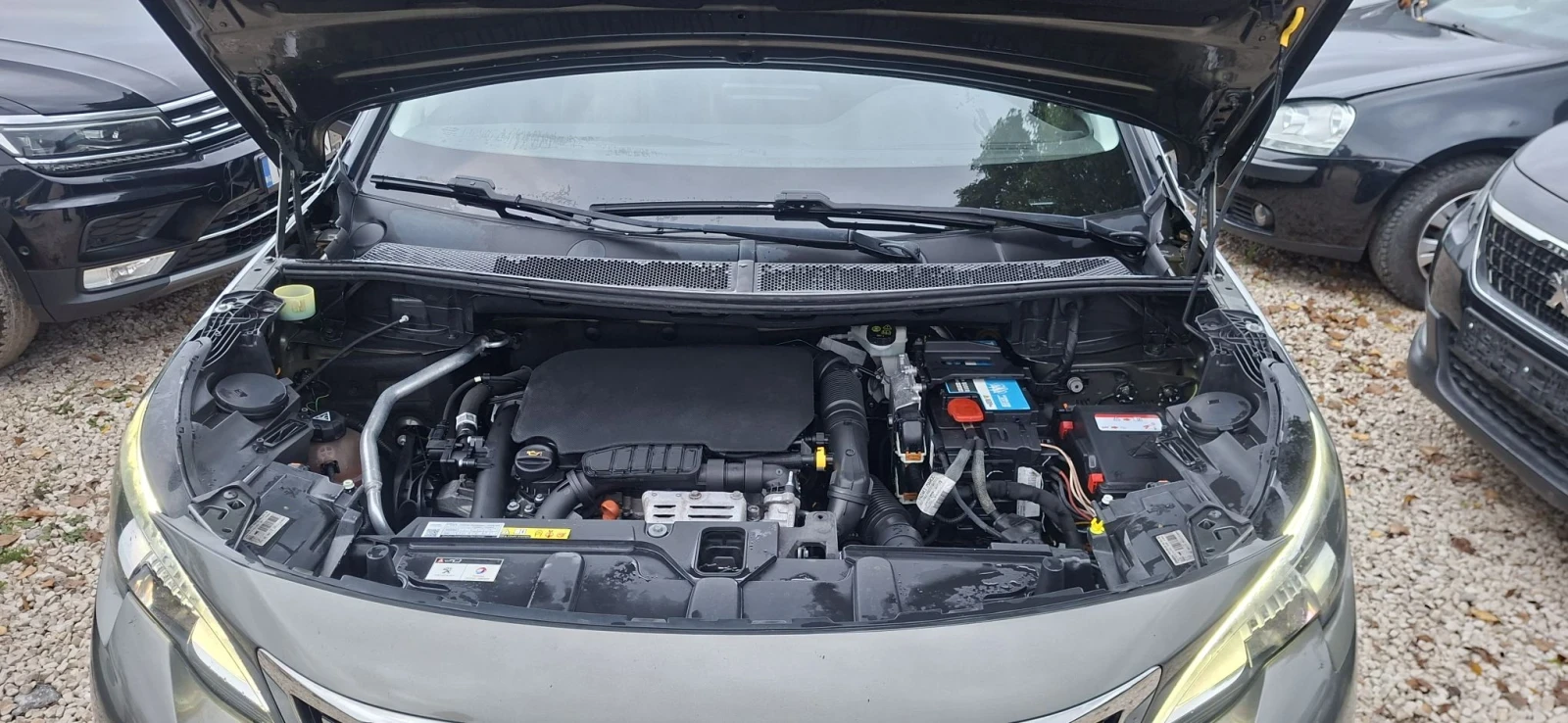Peugeot 3008 Бензин, снимка 14 - Автомобили и джипове - 56709708