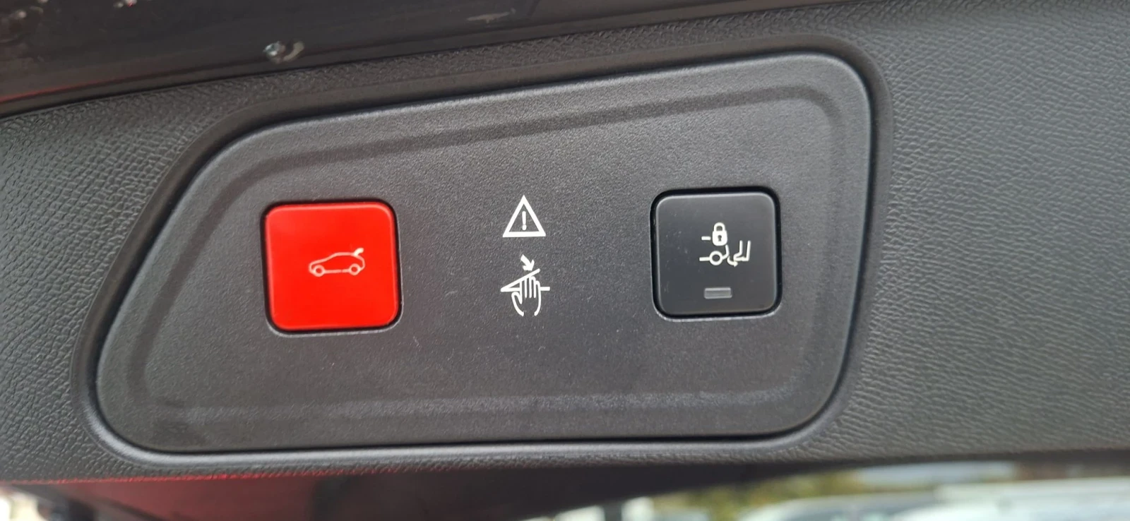 Peugeot 3008 Бензин, снимка 6 - Автомобили и джипове - 56709708