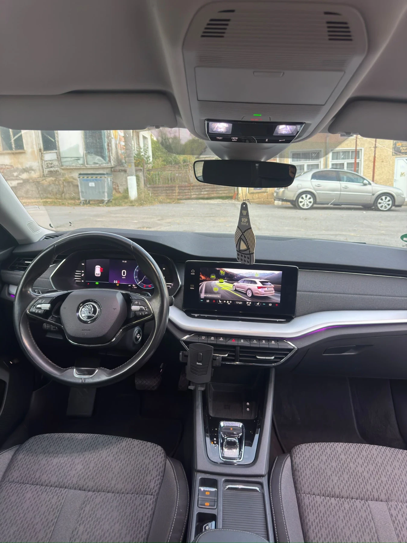 Skoda Octavia 2.0TDI 150KC, снимка 15 - Автомобили и джипове - 56723793